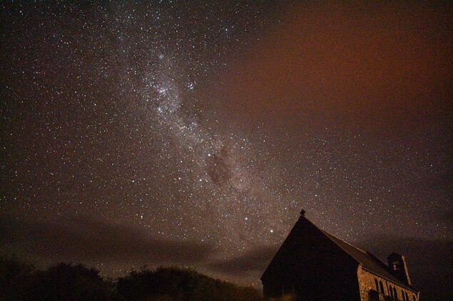 Church of good Shepherd lake Tekapo stargazing view 5