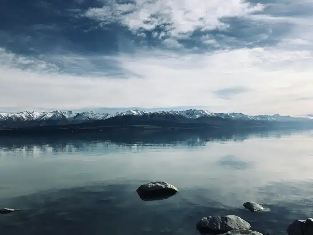 pexels photo 2586067 - Lake Tekapo